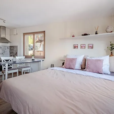 Cime De L'est Apartment *